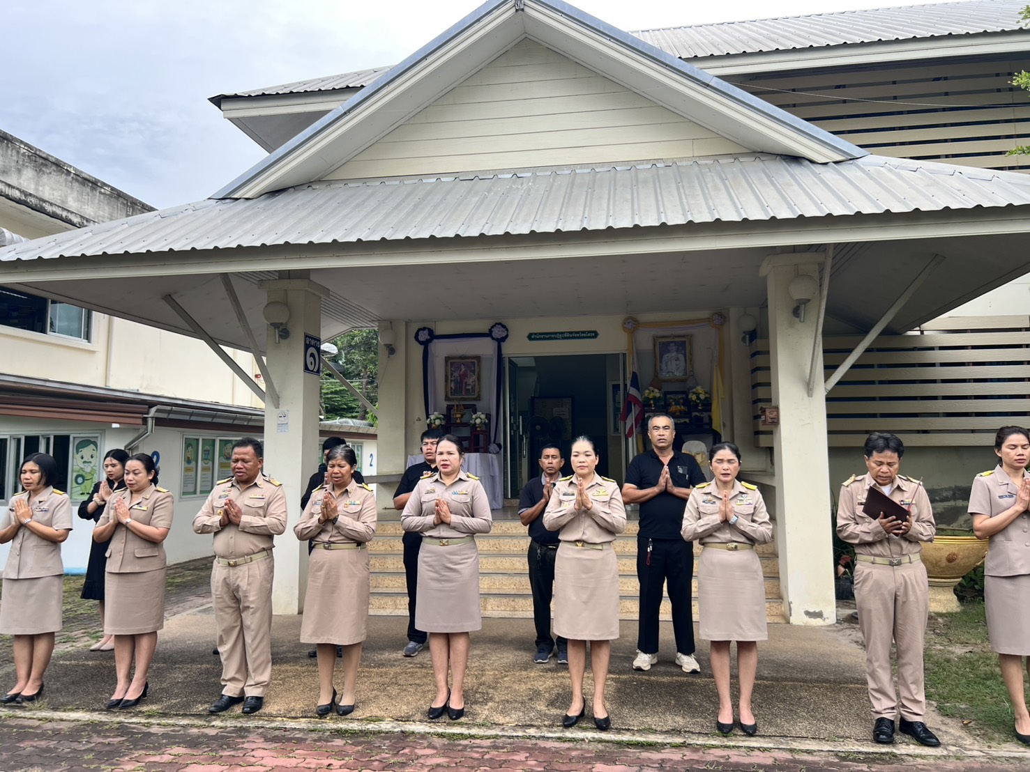 title - ส.ป.ก.ยโสธร   ดำเนินกิจกรรมโครงการเทิดทูนสถาบันหลักของชาติ